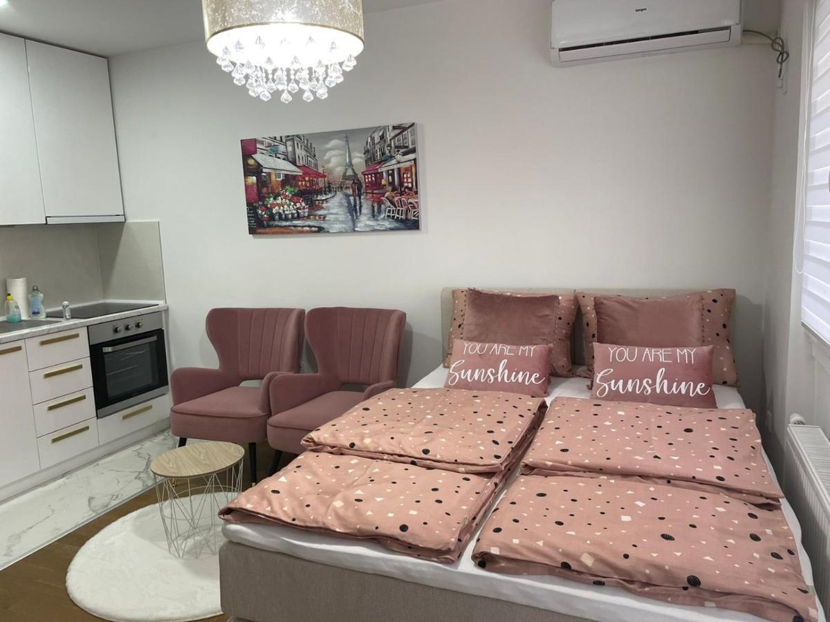 Апартаменты Spring Deluxe Нови-Сад Экстерьер фото